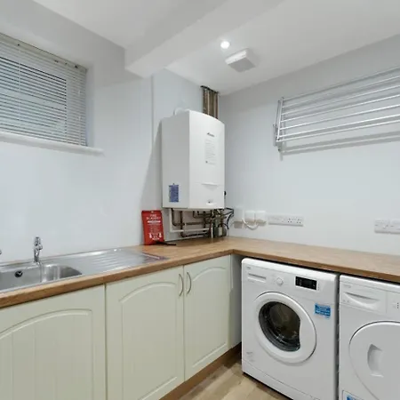 3 Bed In Oc-lr165 * Ambleside